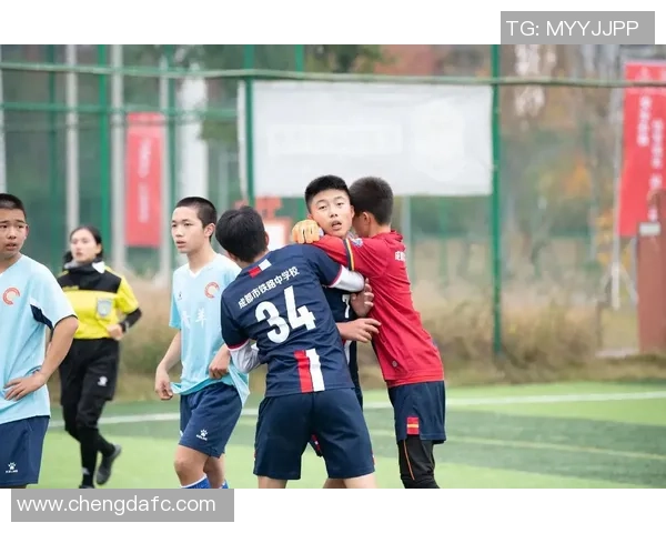 重庆足球崛起之路 培养了多少大足球明星与未来希望之星